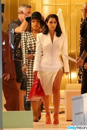 Kim Kardashian / KimKardashian / kim_kardashian nude photo #4785