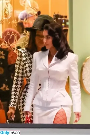 Kim Kardashian / KimKardashian / kim_kardashian nude photo #4800