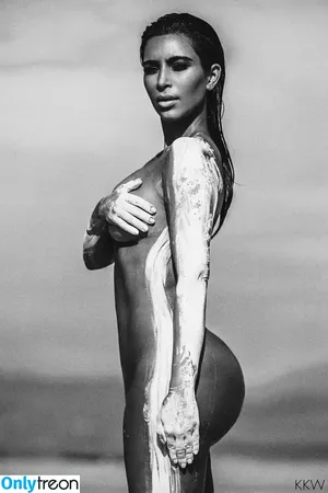 Kim Kardashian / KimKardashian / kim_kardashian nude photo #4855