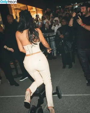 Kim Kardashian / KimKardashian / kim_kardashian nude photo #4895