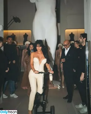 Kim Kardashian / KimKardashian / kim_kardashian nude photo #4904