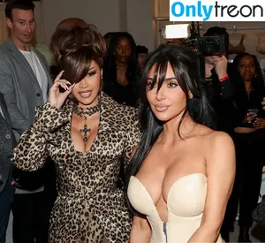 Kim Kardashian / KimKardashian / kim_kardashian nude photo #4921