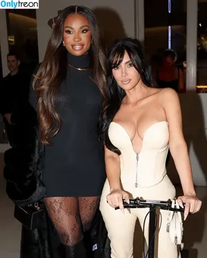 Kim Kardashian / KimKardashian / kim_kardashian nude photo #4928