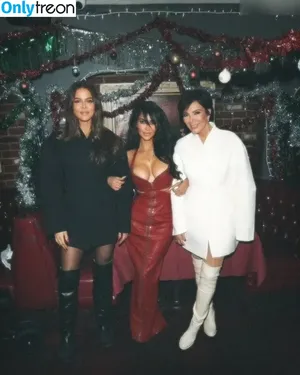 Kim Kardashian / KimKardashian / kim_kardashian nude photo #4990