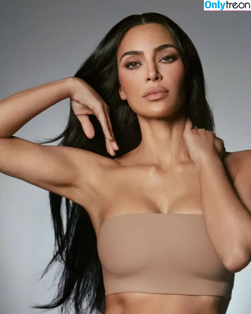 Kim Kardashian nude photo #4038 (KimKardashian / kim_kardashian)