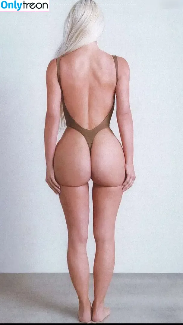 Kim Kardashian nude photo #4234 (KimKardashian / kim_kardashian)