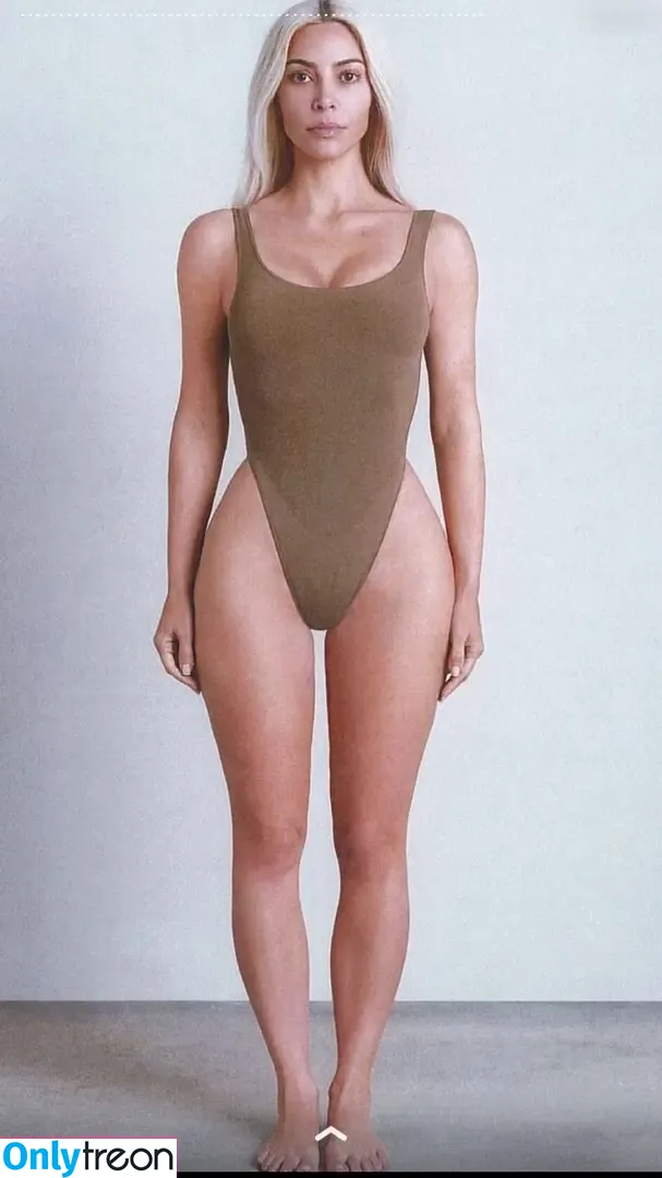 Kim Kardashian nude photo #4235 (KimKardashian / kim_kardashian)