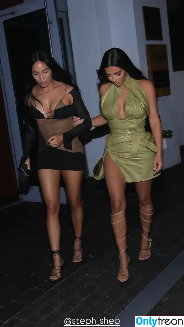Kim Kardashian nude photo #4259 (KimKardashian / kim_kardashian)