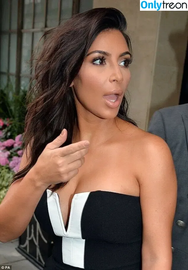Kim Kardashian nude photo #4402 (KimKardashian / kim_kardashian)