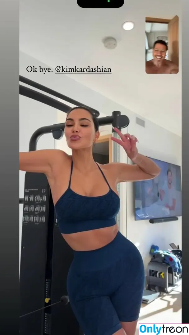 Kim Kardashian nude photo #4455 (KimKardashian / kim_kardashian)