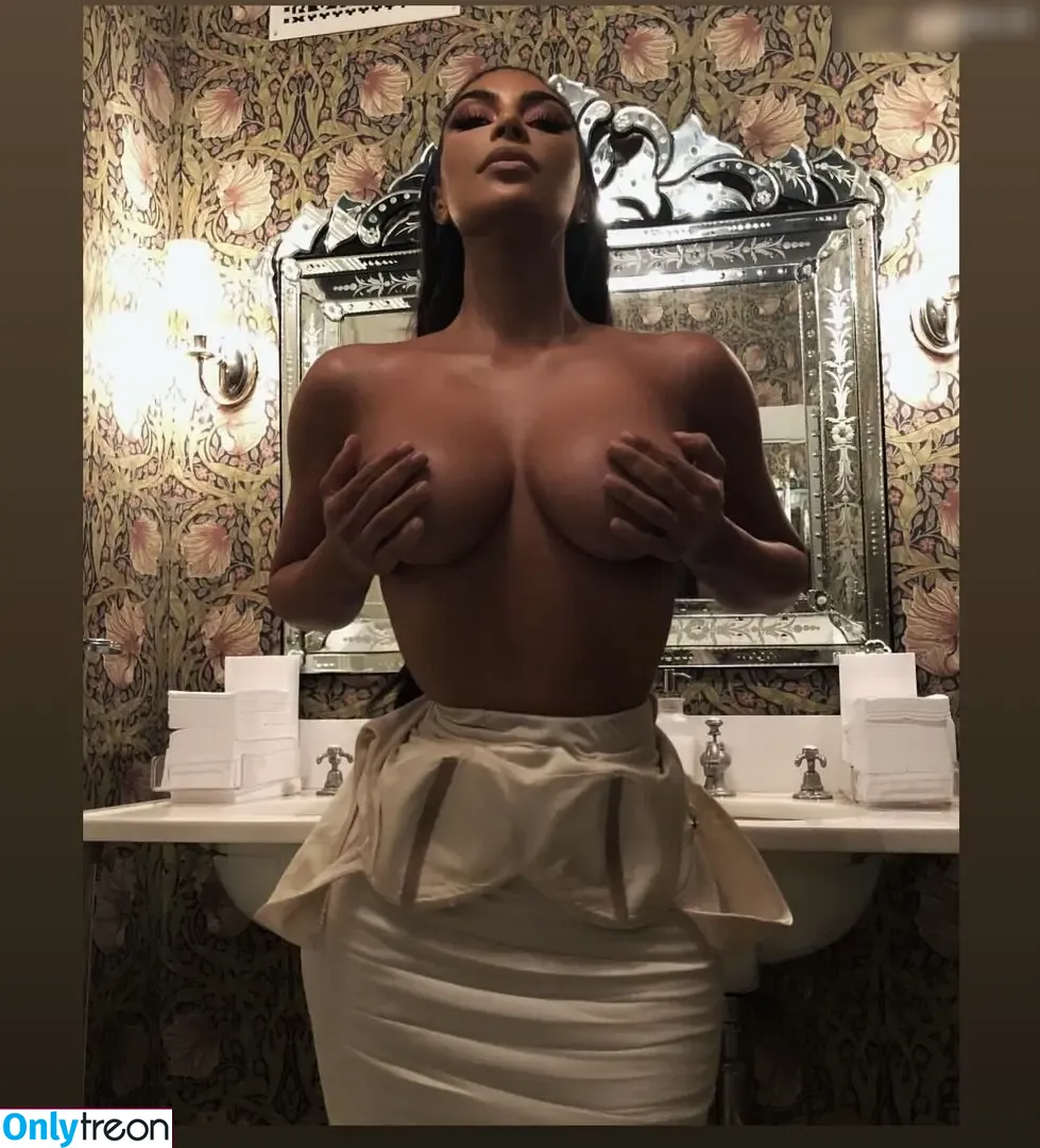 Kim Kardashian nude photo #4460 (KimKardashian / kim_kardashian)