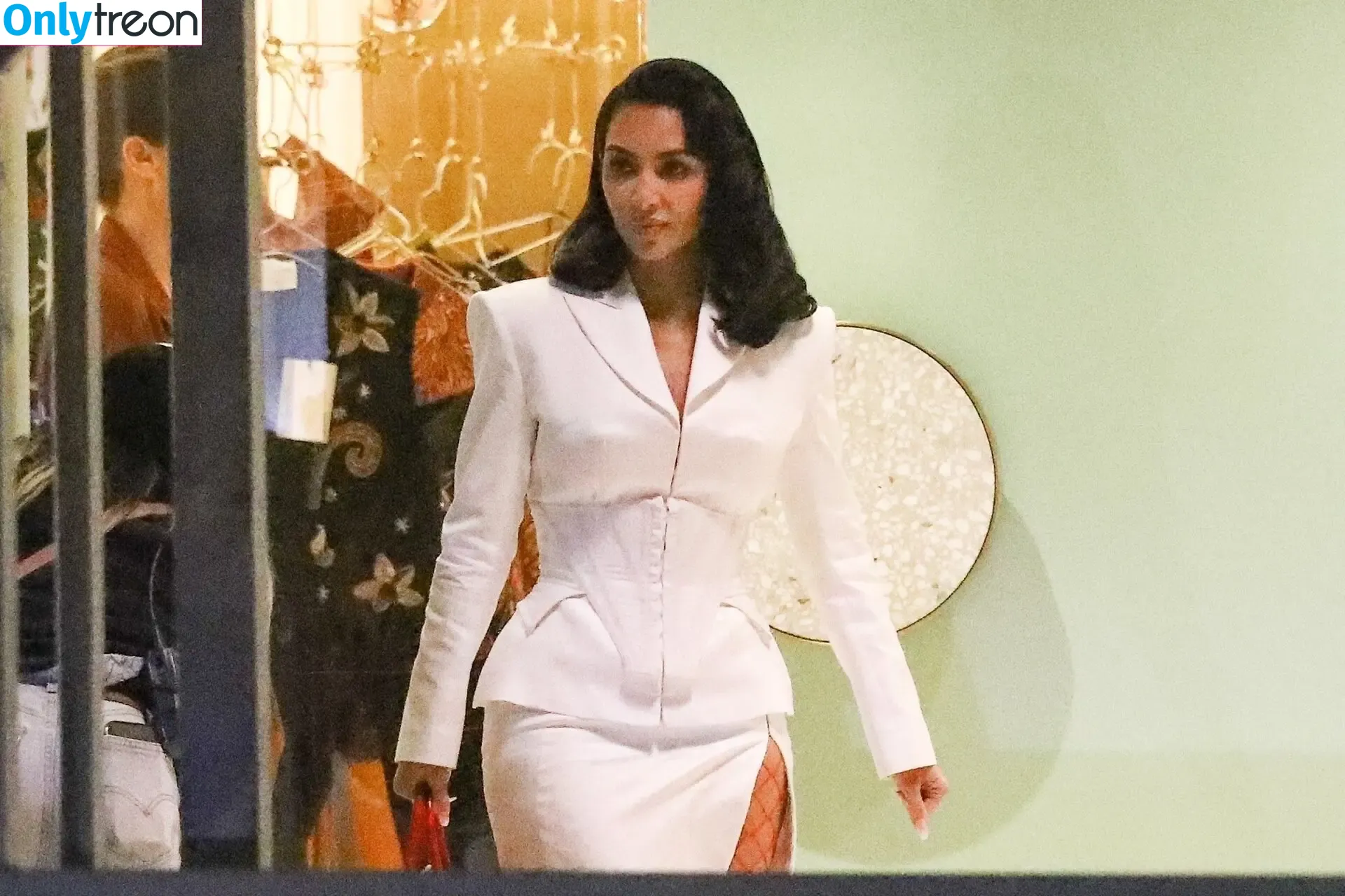 Kim Kardashian nude photo #4768 (KimKardashian / kim_kardashian)