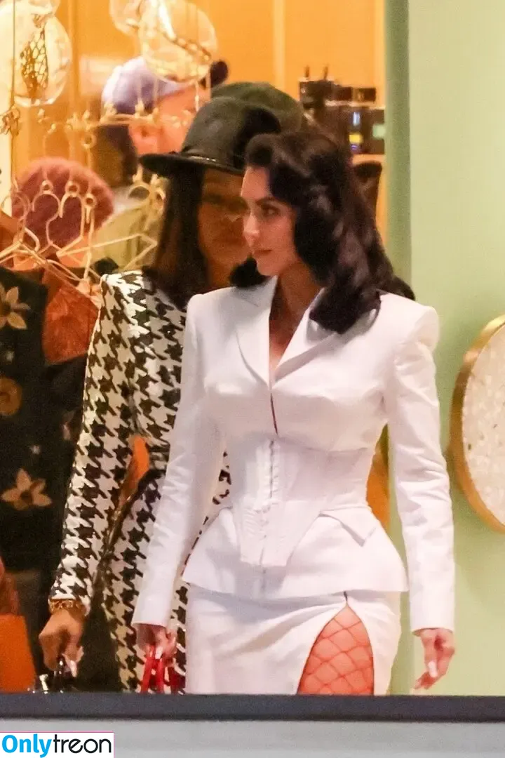 Kim Kardashian nude photo #4800 (KimKardashian / kim_kardashian)