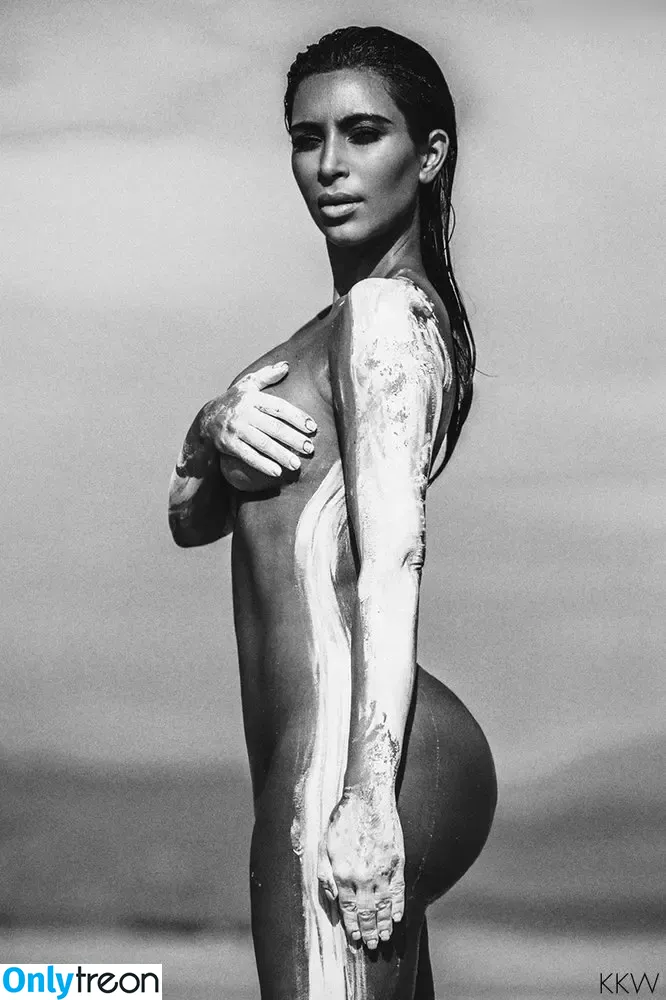 Kim Kardashian nude photo #4855 (KimKardashian / kim_kardashian)