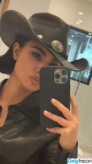 Kim Kardashian / KimKardashian / kim_kardashian nude photo #5093