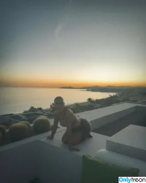 Kim Kardashian / KimKardashian / kim_kardashian nude photo #5095