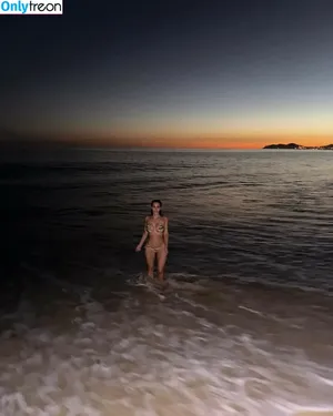 Kim Kardashian / KimKardashian / kim_kardashian nude photo #5100
