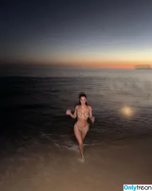 Kim Kardashian / KimKardashian / kim_kardashian nude photo #5105