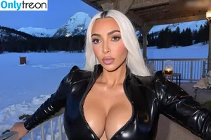 Kim Kardashian / KimKardashian / kim_kardashian nude photo #5159