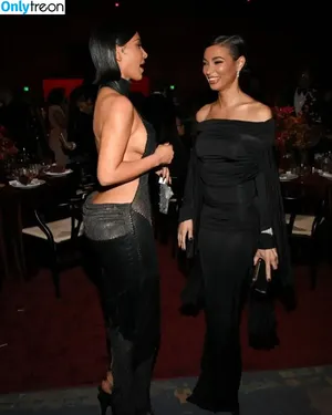 Kim Kardashian / KimKardashian / kim_kardashian nude photo #5170