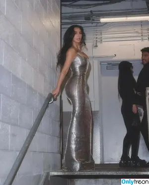 Kim Kardashian / KimKardashian / kim_kardashian nude photo #5243