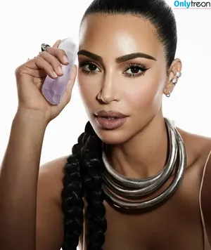 Kim Kardashian / KimKardashian / kim_kardashian nude photo #5408