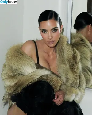 Kim Kardashian / KimKardashian / kimkadarshian nude photo #5691