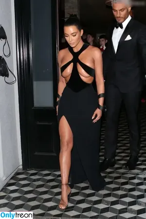 Kim Kardashian / KimKardashian / kimkadarshian nude photo #5698