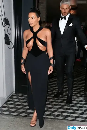 Kim Kardashian / KimKardashian / kimkadarshian nude photo #5710