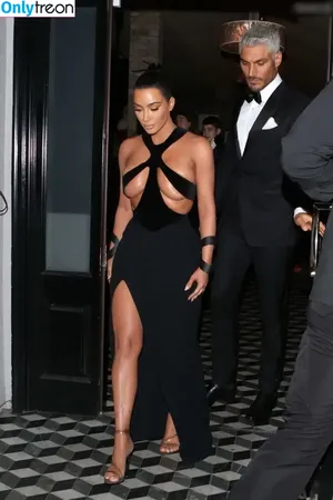 Kim Kardashian / KimKardashian / kimkadarshian nude photo #5711