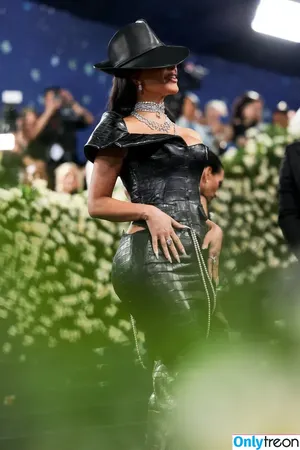Kim Kardashian / KimKardashian / kimkadarshian nude photo #5719