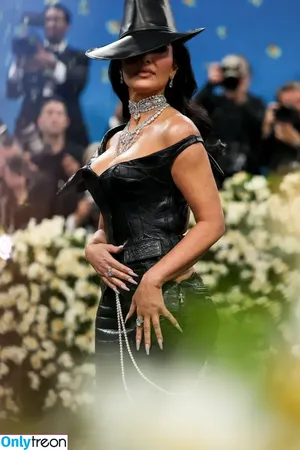 Kim Kardashian / KimKardashian / kimkadarshian nude photo #5728