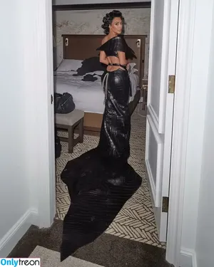 Kim Kardashian / KimKardashian / kimkadarshian nude photo #5756