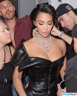 Kim Kardashian / KimKardashian / kimkadarshian nude photo #5761