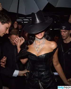 Kim Kardashian / KimKardashian / kimkadarshian nude photo #5769