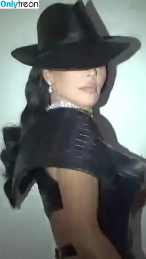 Kim Kardashian / KimKardashian / kimkadarshian nude photo #5784