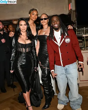 Kim Kardashian / KimKardashian / kimkadarshian nude photo #5790