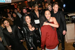 Kim Kardashian / KimKardashian / kimkadarshian nude photo #5791