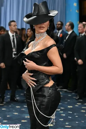 Kim Kardashian / KimKardashian / kimkadarshian nude photo #5795