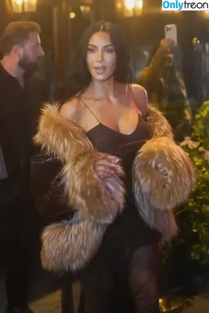 Kim Kardashian / KimKardashian / kimkadarshian nude photo #5821