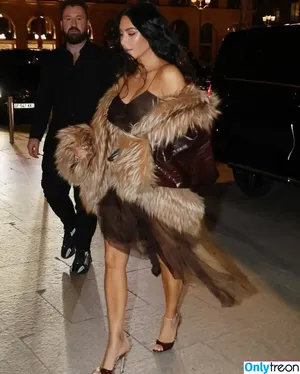Kim Kardashian / KimKardashian / kimkadarshian nude photo #5830