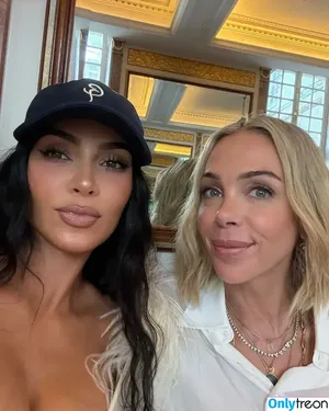 Kim Kardashian / KimKardashian / kimkadarshian nude photo #5844
