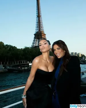 Kim Kardashian / KimKardashian / kimkadarshian nude photo #5870