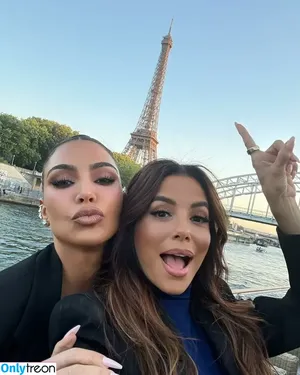 Kim Kardashian / KimKardashian / kimkadarshian nude photo #5871