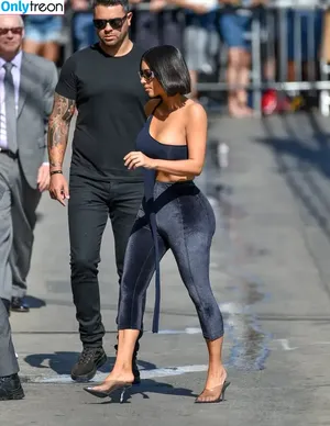 Kim Kardashian / KimKardashian / kimkadarshian nude photo #5878