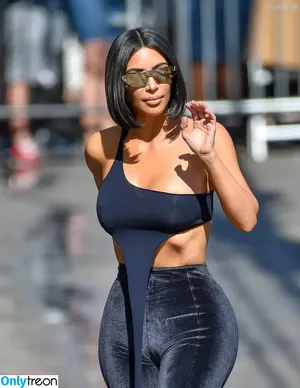 Kim Kardashian / KimKardashian / kimkadarshian nude photo #5886