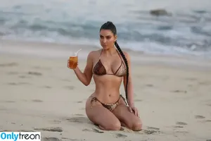 Kim Kardashian / KimKardashian / kimkadarshian nude photo #5894