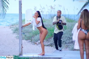 Kim Kardashian / KimKardashian / kimkadarshian nude photo #5905
