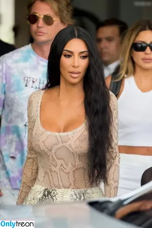 Kim Kardashian / KimKardashian / kimkadarshian nude photo #5917