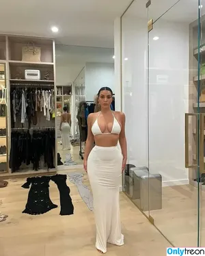 Kim Kardashian / KimKardashian / kimkadarshian nude photo #5925
